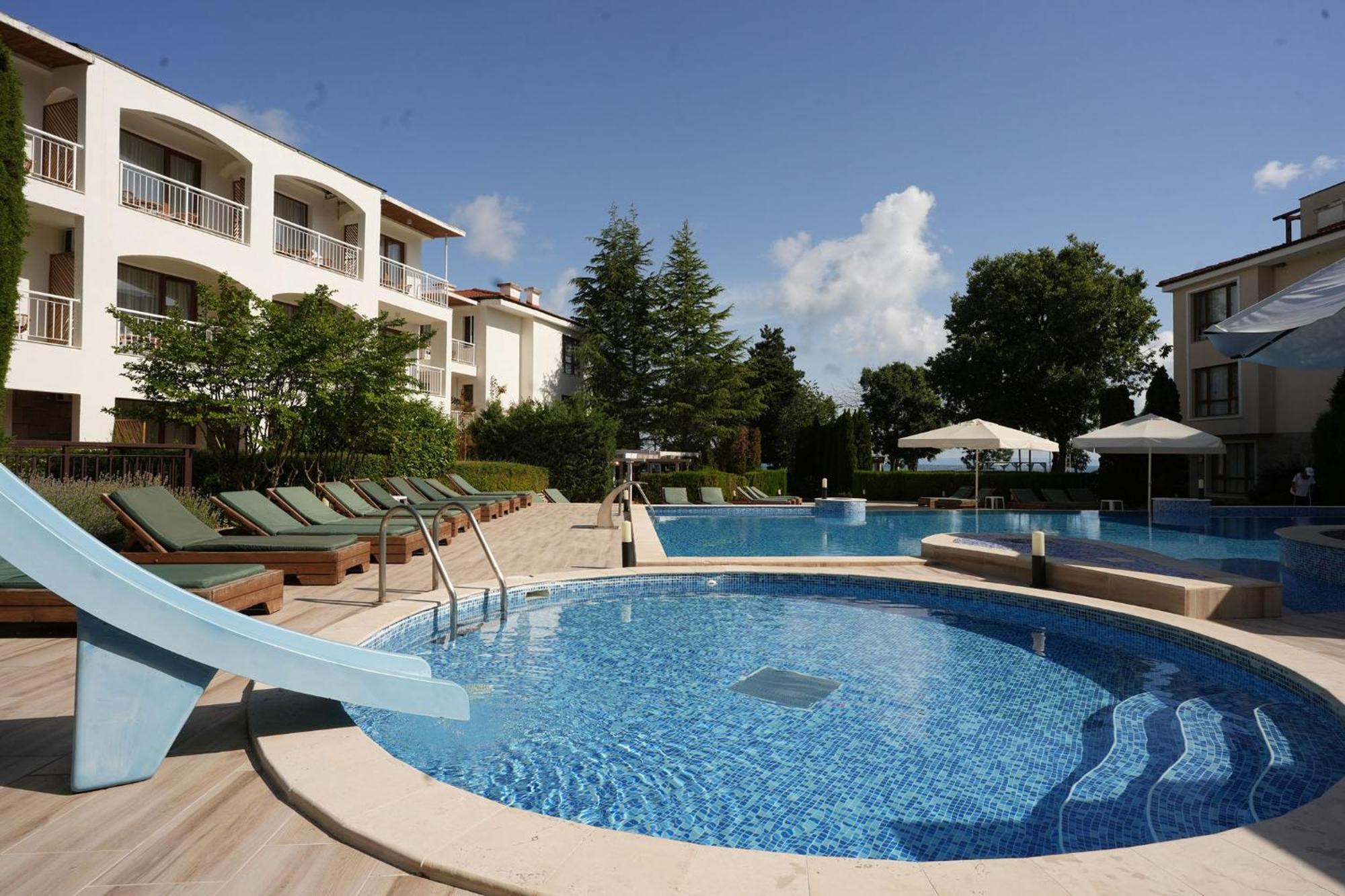 Paradise Bay Hotel Sozopol Extérieur photo