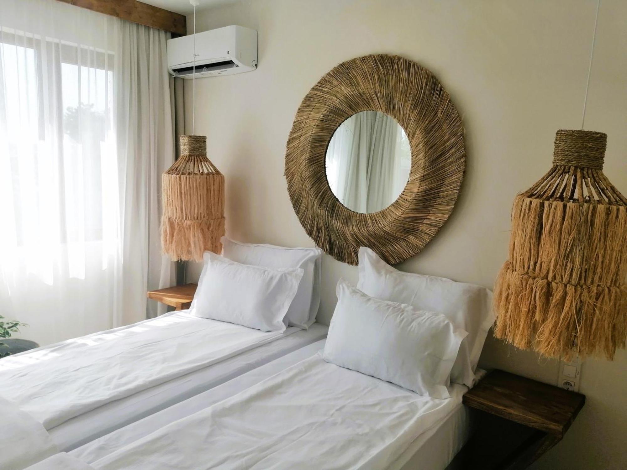 Paradise Bay Hotel Sozopol Extérieur photo